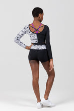 Load image into Gallery viewer, Sylvia P - Two Toned L/S Top
